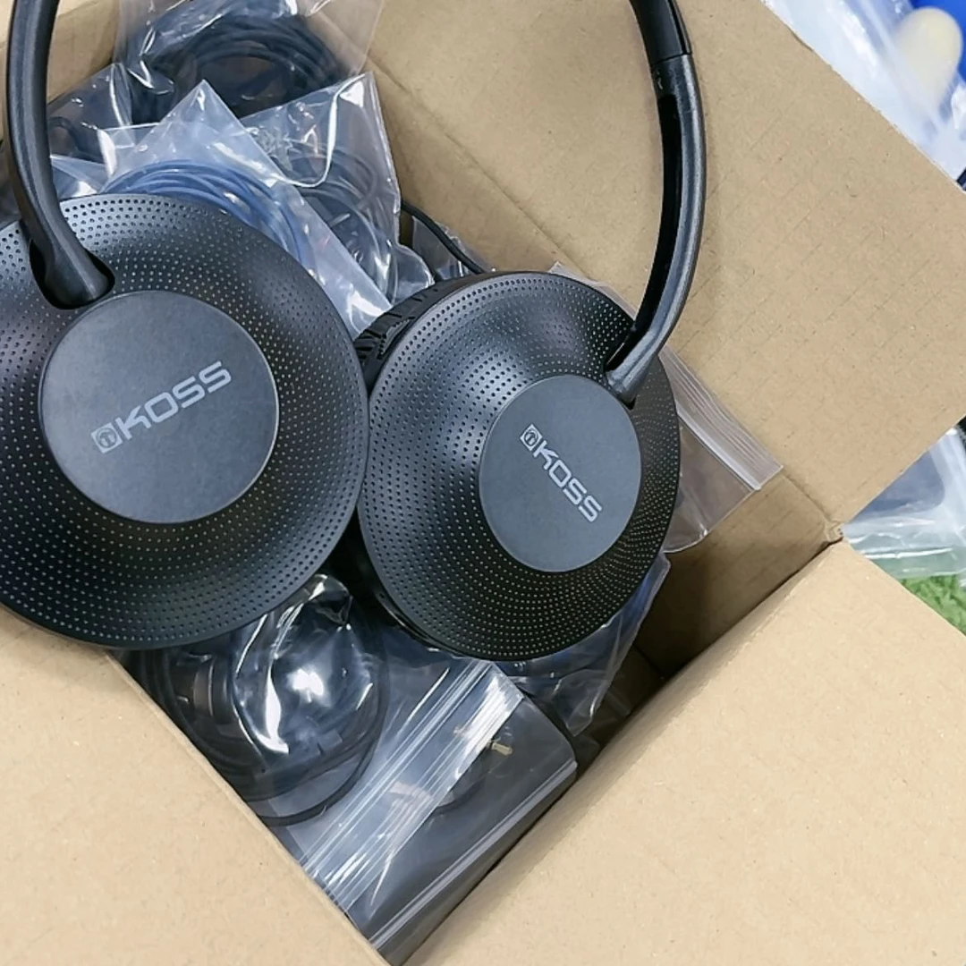 【闪购商品】99新L****dKOSS