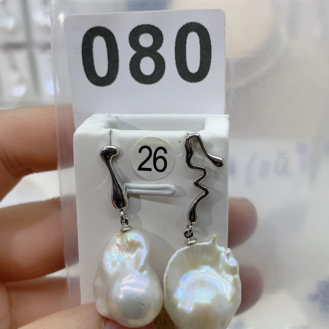 淡水珍珠颈饰合金