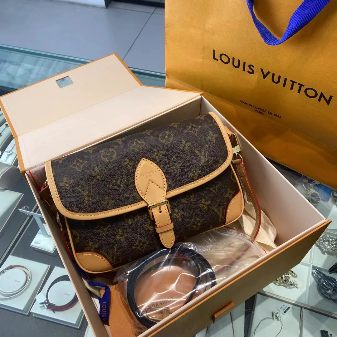 99新 LouisVuitton/路易威登 芯片新款法棍单肩斜挎包