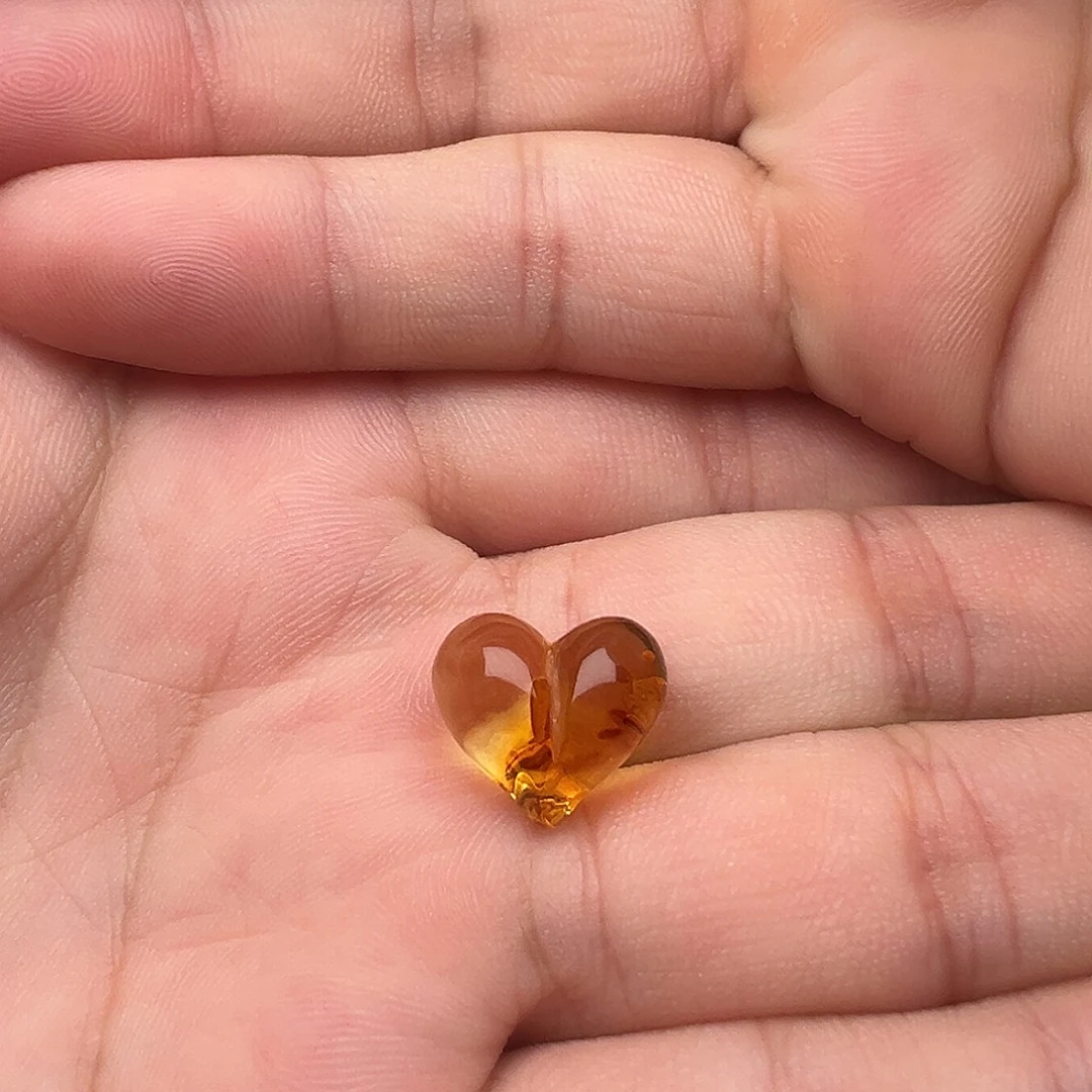琥珀（花珀）未镶嵌颈饰花珀屁桃（打孔不退换）