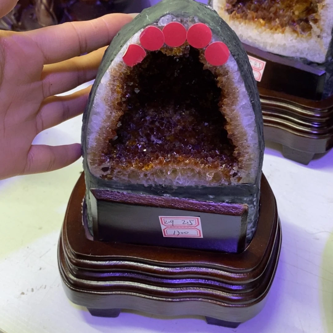 水晶摆件婷未镶嵌