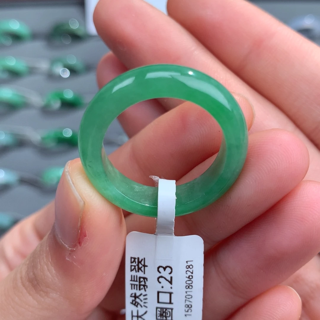 翡翠戒指未镶嵌天然