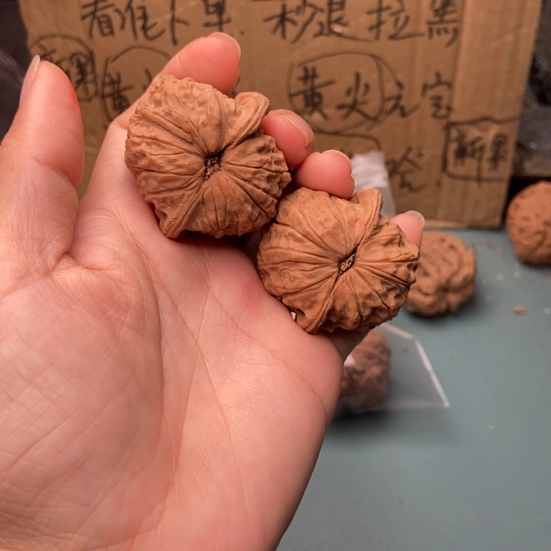 s***t吊坠文玩核桃血麒麟70