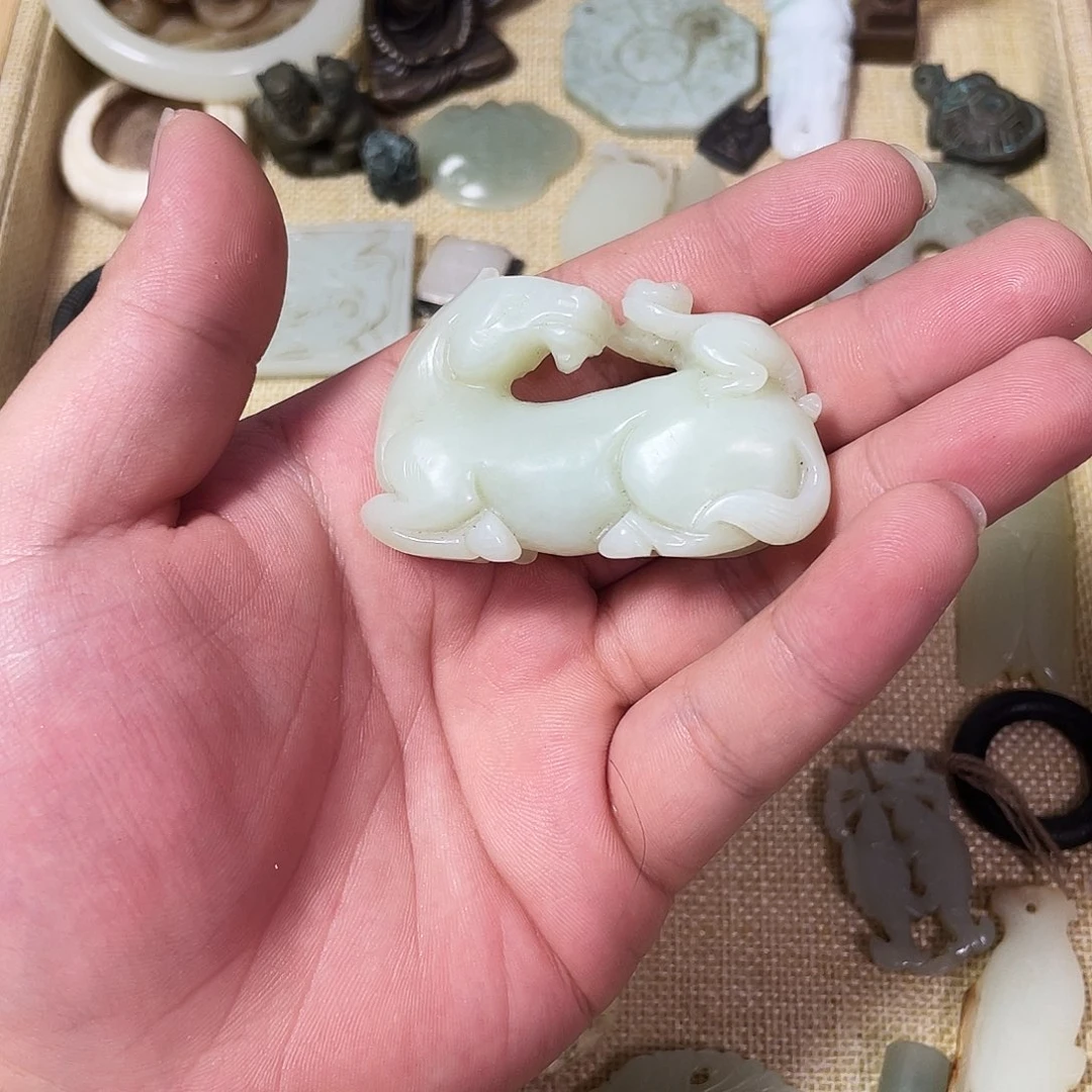 勃***朝陶瓷工艺品艺术品摆件