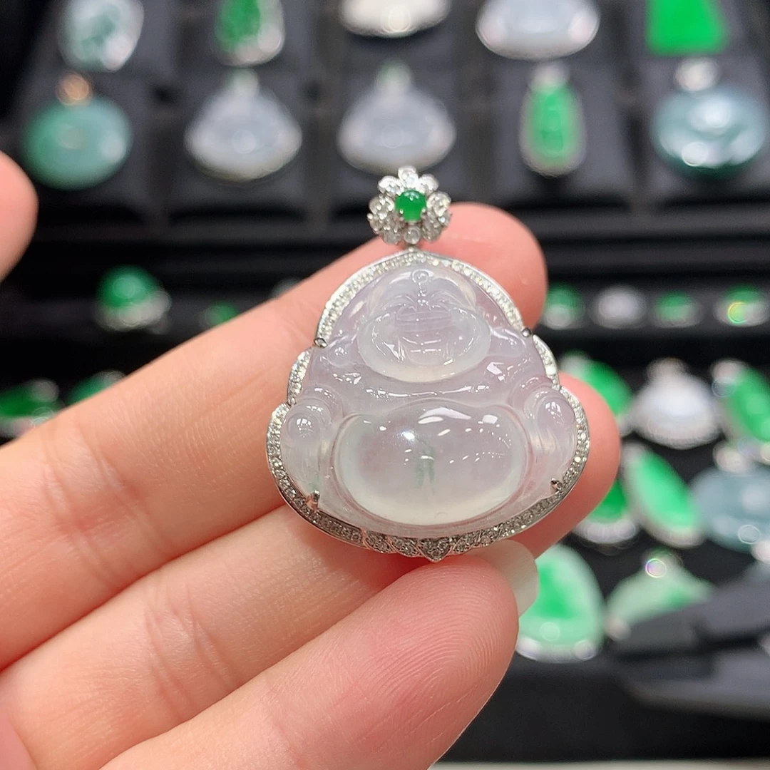 颈饰18K金镶嵌翡翠佛公
