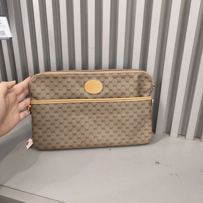 95新 GUCCI/古驰 兔兔奢G/古驰手拿包/07017