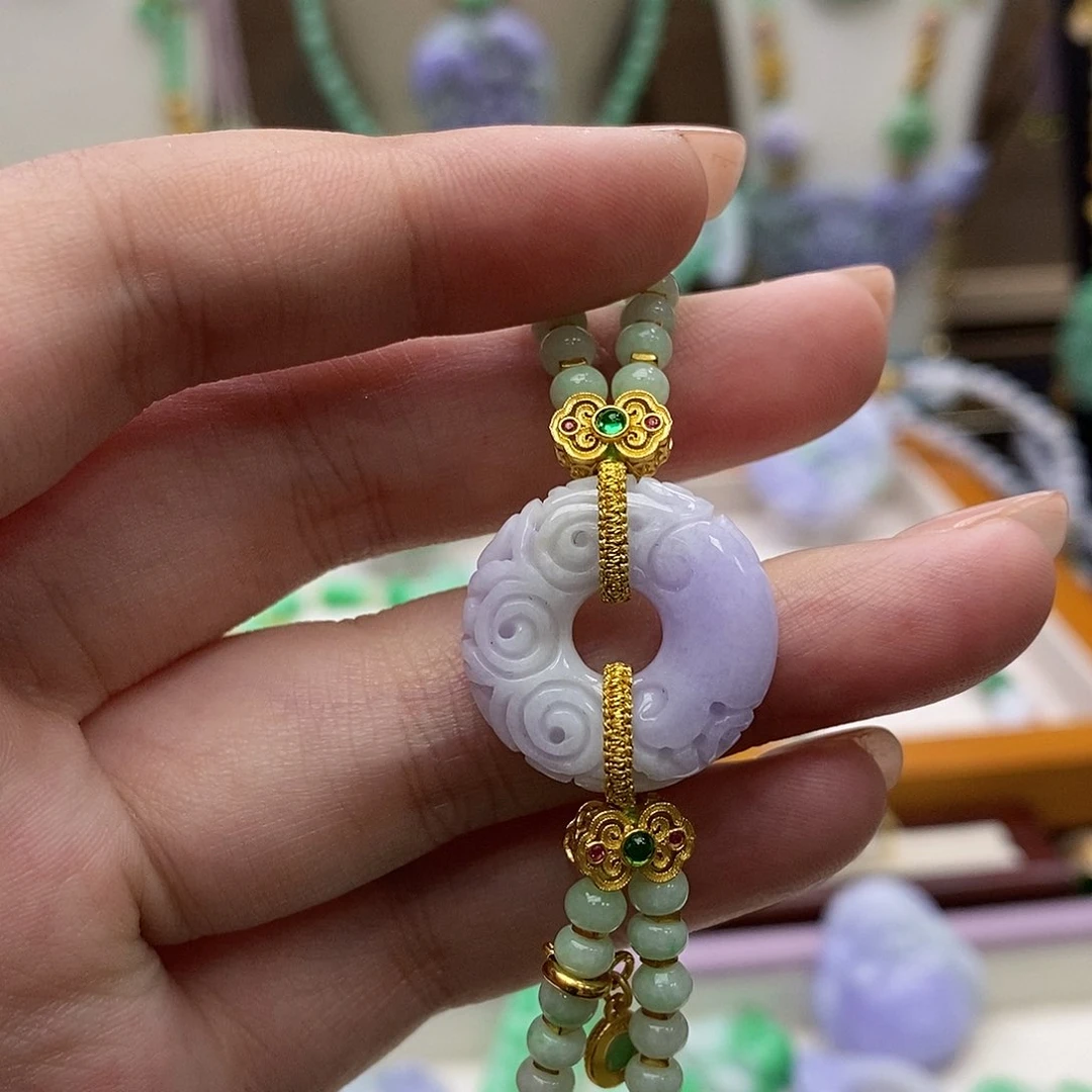 颈饰未镶嵌翡翠手链