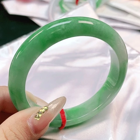 未镶嵌手镯翡翠2243
