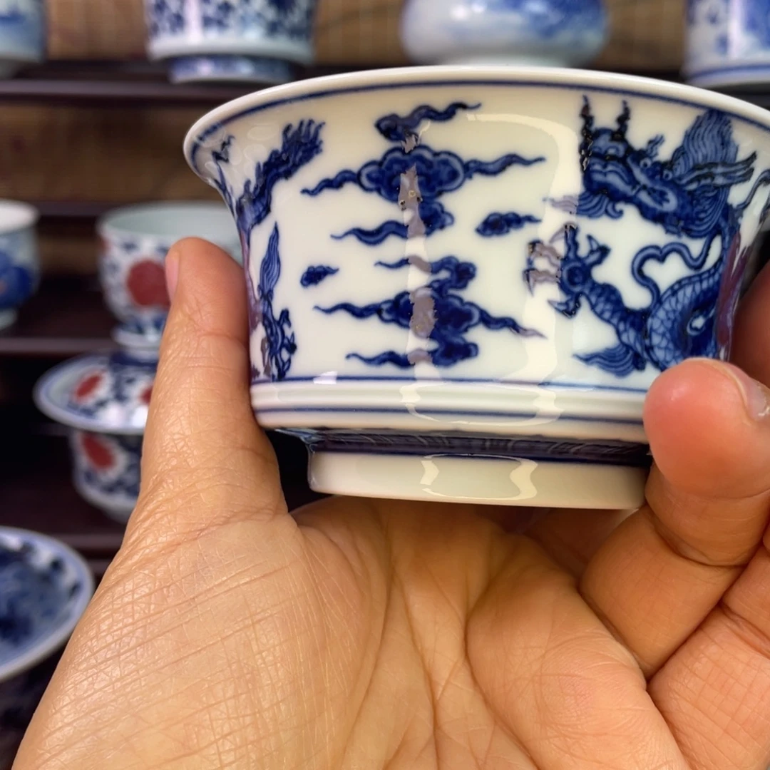 景德镇陶瓷艺术仿明双龙马体杯