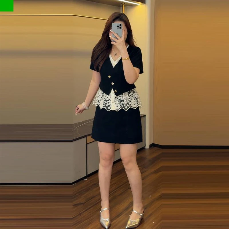 花菜胖mm夏季法式假两件蕾丝拼接短袖上衣显瘦半身裙套装大码女装