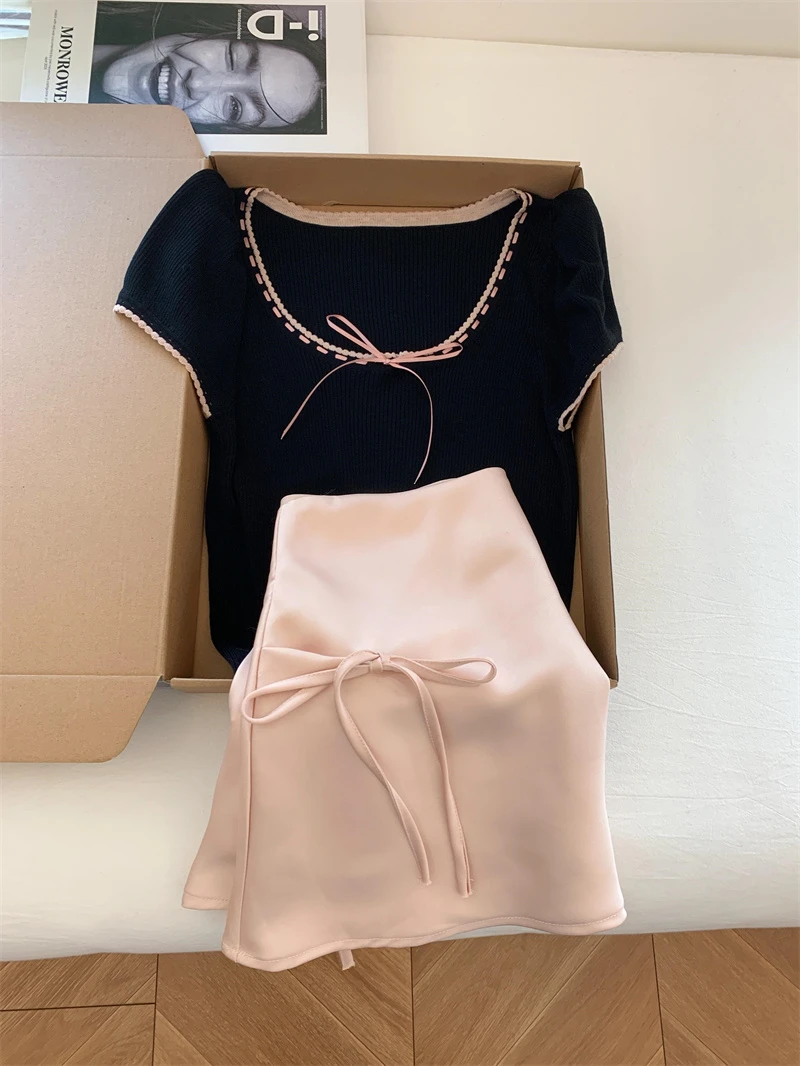 夏季新款温柔气质穿搭套装蝴蝶结设计感撞色领口短袖短裙两件套女