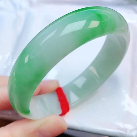 未镶嵌手镯翡翠52贵妃600004
