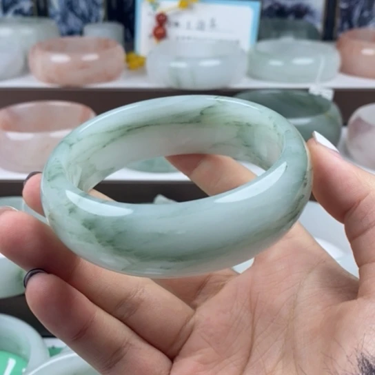 石英质玉（金丝玉）未镶嵌手镯