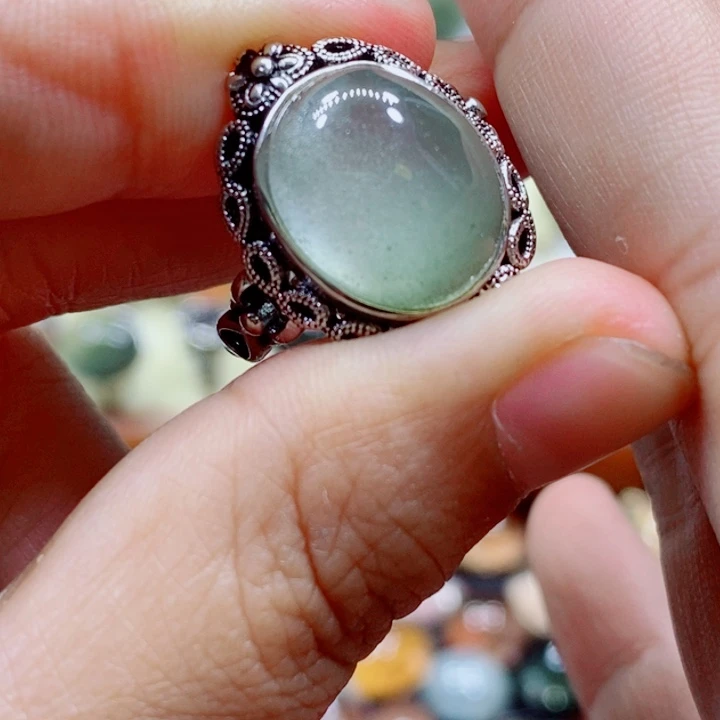 未镶嵌颈饰水晶水晶