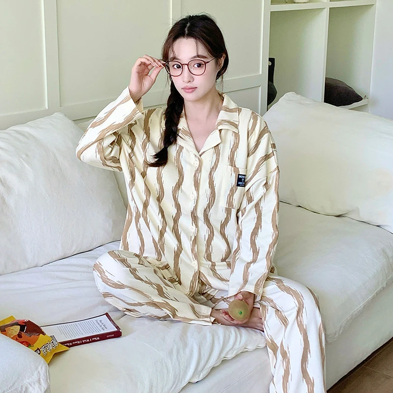 2025年新款睡衣女春夏秋季长袖女士秋冬款卡通开衫翻领家居服套装