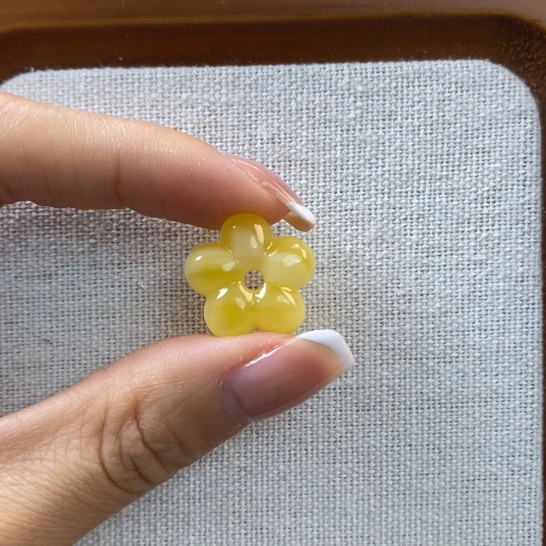 琥珀耳饰未镶嵌?****?琥珀蜜蜡