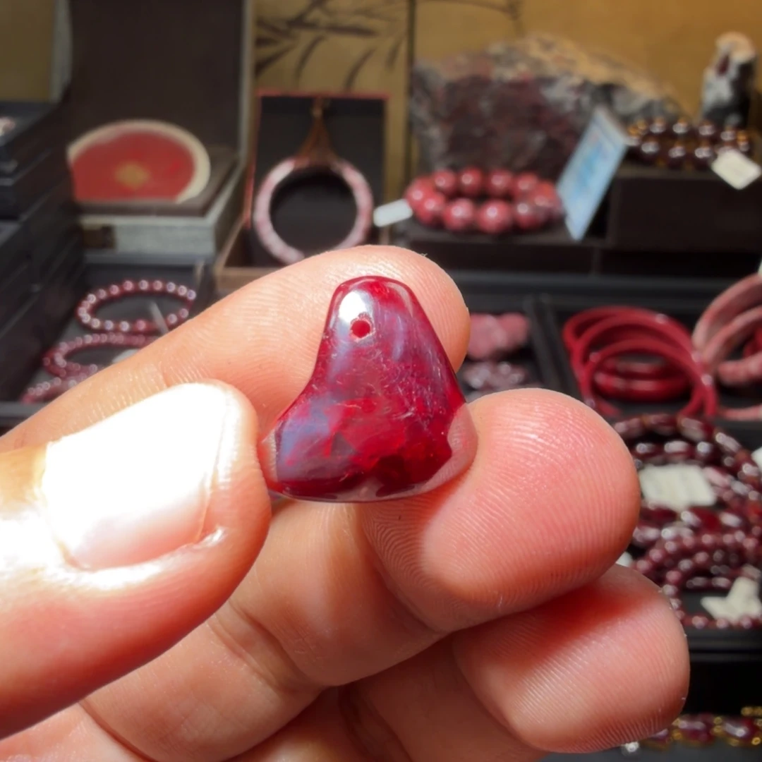 手***光天然辰砂原矿晶体8.1