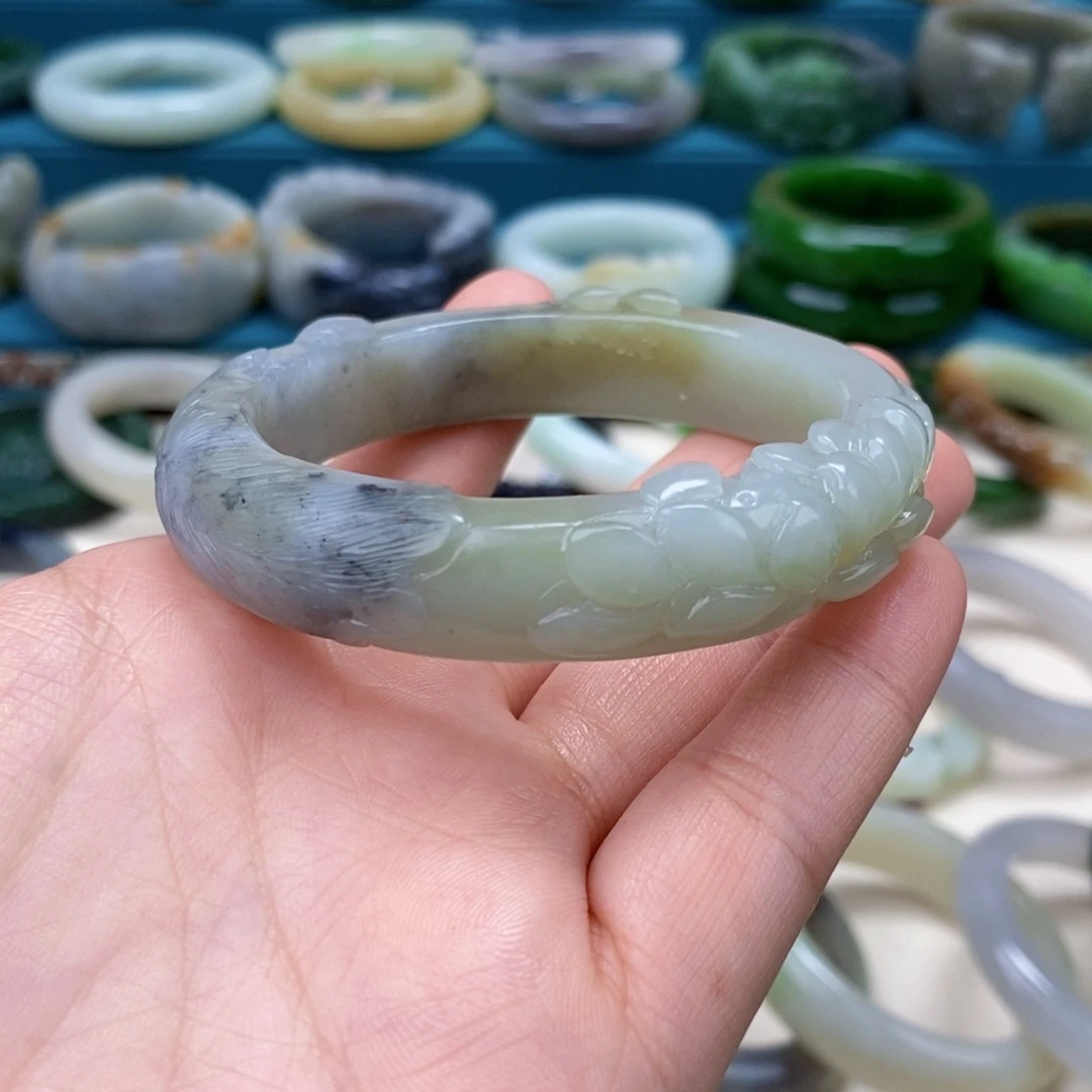 和田玉手镯54.9未镶嵌