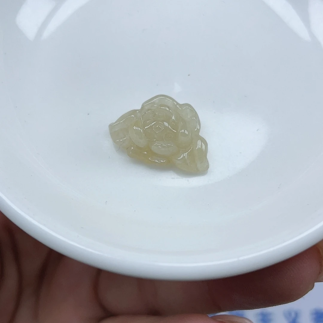 翡翠散珠翡翠莲花1颗