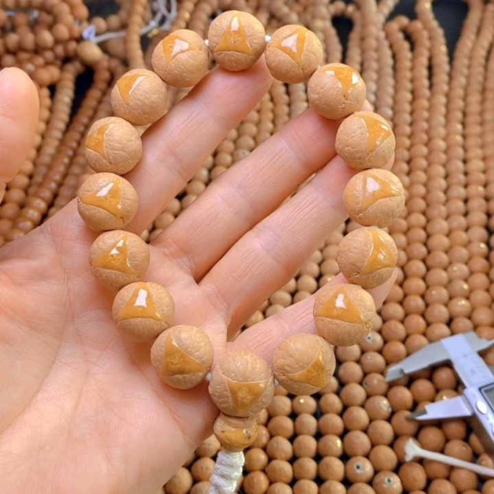 凤眼菩提手串悠**晃尼泊尔