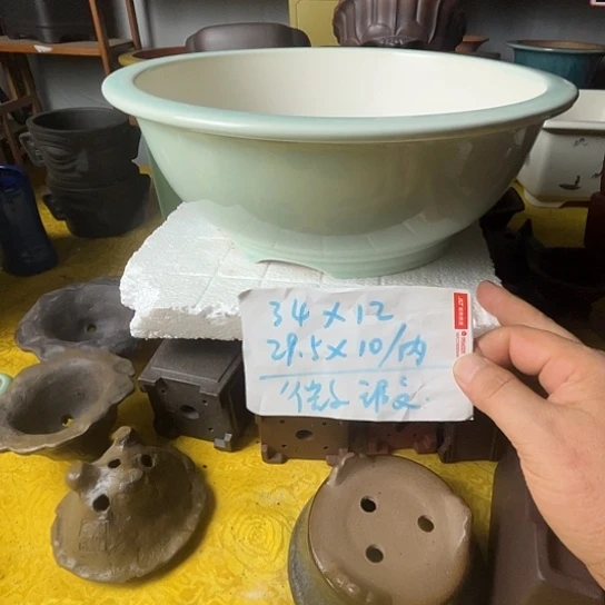 宜兴紫砂花盆微瑕