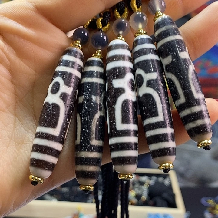 玛瑙/玉髓颈饰未镶嵌60多样性发其一