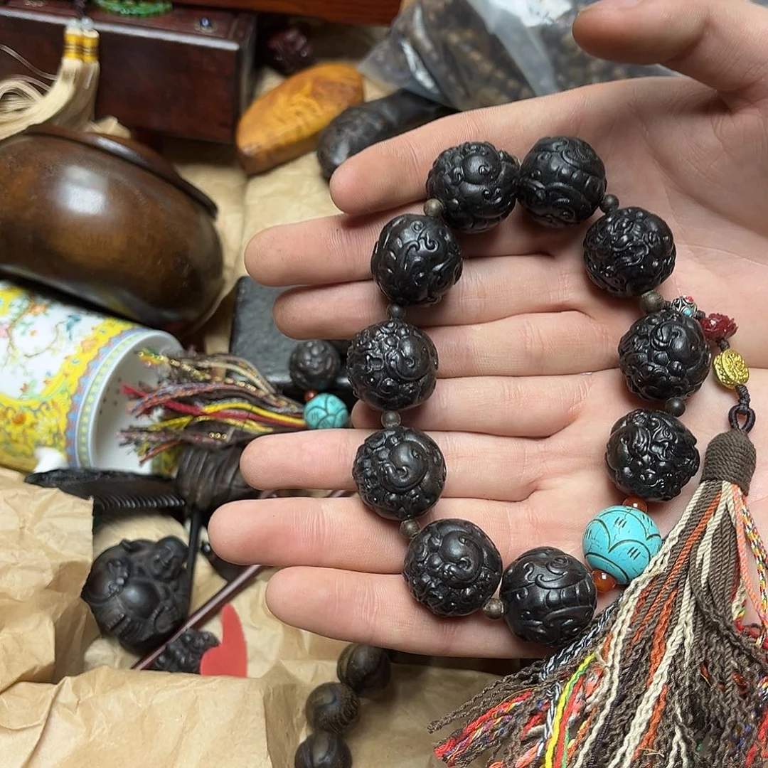 大叶紫檀（黑酸枝木类）