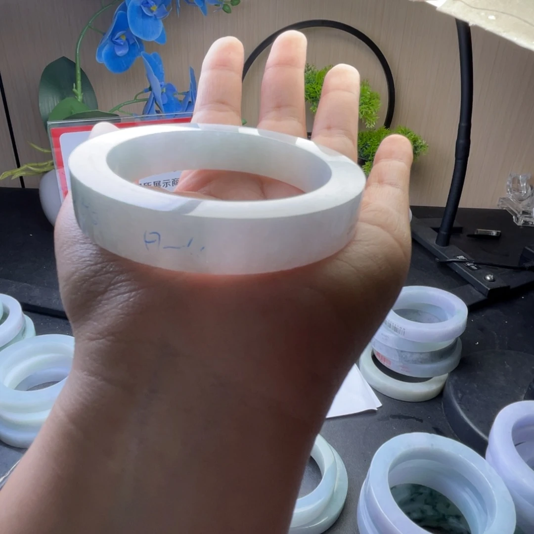 非***哉定制翡翠未镶嵌翡翠