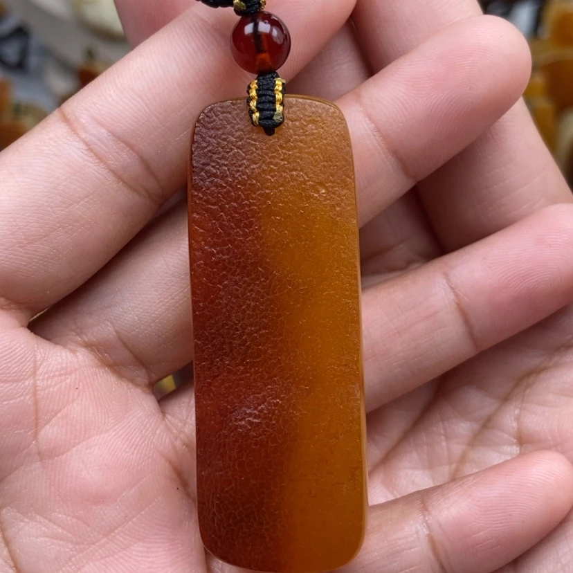 【闪购商品】琥珀颈饰未镶嵌