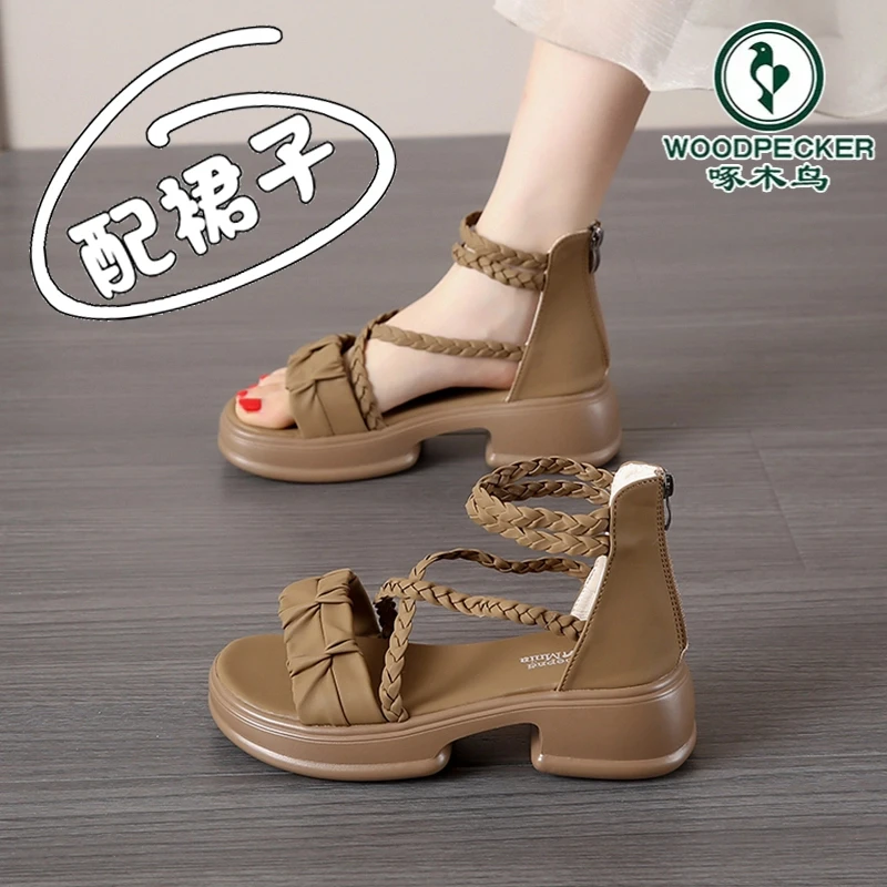 啄木鸟凉鞋女款2025新款夏季外穿法式仙女厚底粗跟罗马海边沙滩鞋