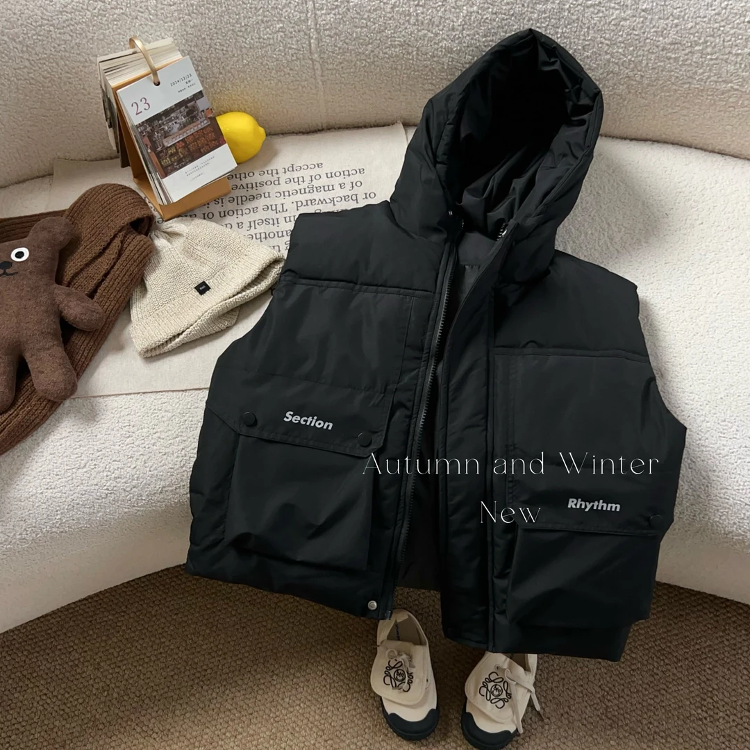 柳柳定制2025男女童冬季新款3958字母款中大童韩版简约连帽棉马甲