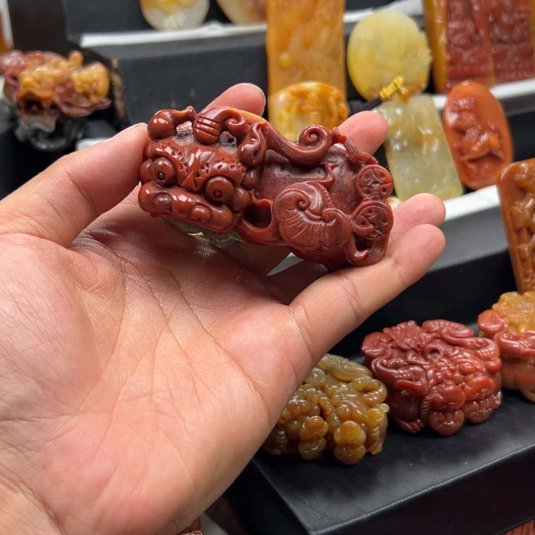 石英质玉（黄龙玉）未镶嵌多样性发货，发其一