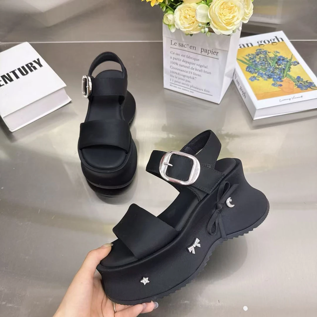 1529-1076-1新款欧货松糕超轻百搭凉鞋