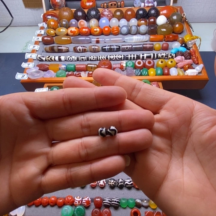 玛瑙/玉髓未镶嵌巴西玛瑙饰品桶珠