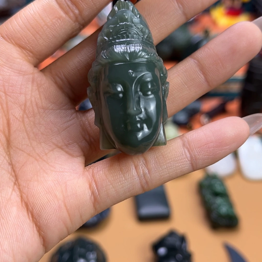 未镶嵌和田玉挂件