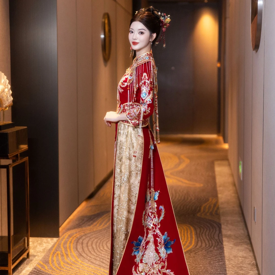 【租赁秀禾服出租】2025年新款拖尾秀禾服新中式嫁衣丝绒婚服敬酒服