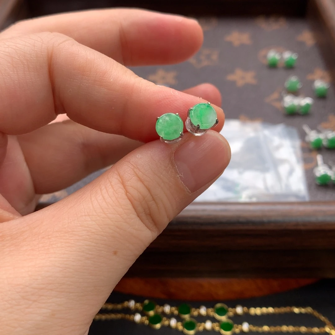 翡翠银S925镶嵌颈饰翡翠耳钉瑕疵随机发