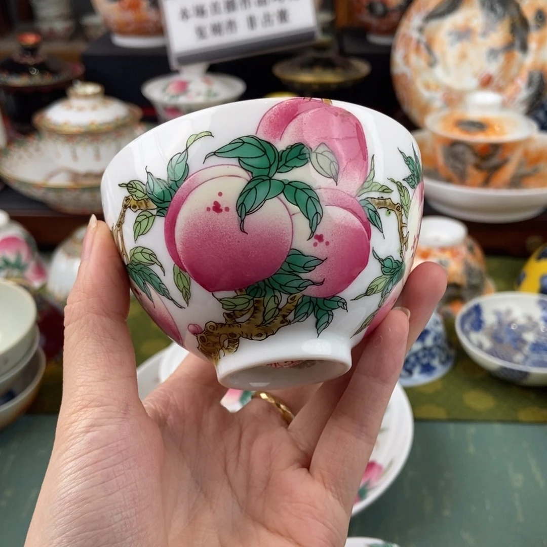 陶瓷的设计师是一个人的生活