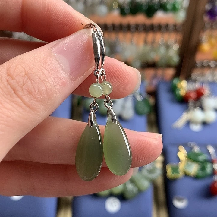 和田玉银S925镶嵌耳饰水滴晴水