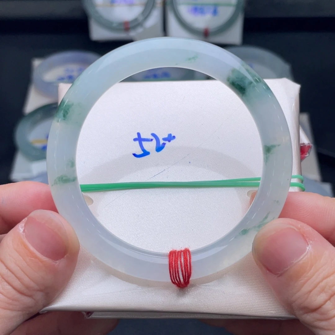 翡翠未镶嵌手镯翡翠手镯28