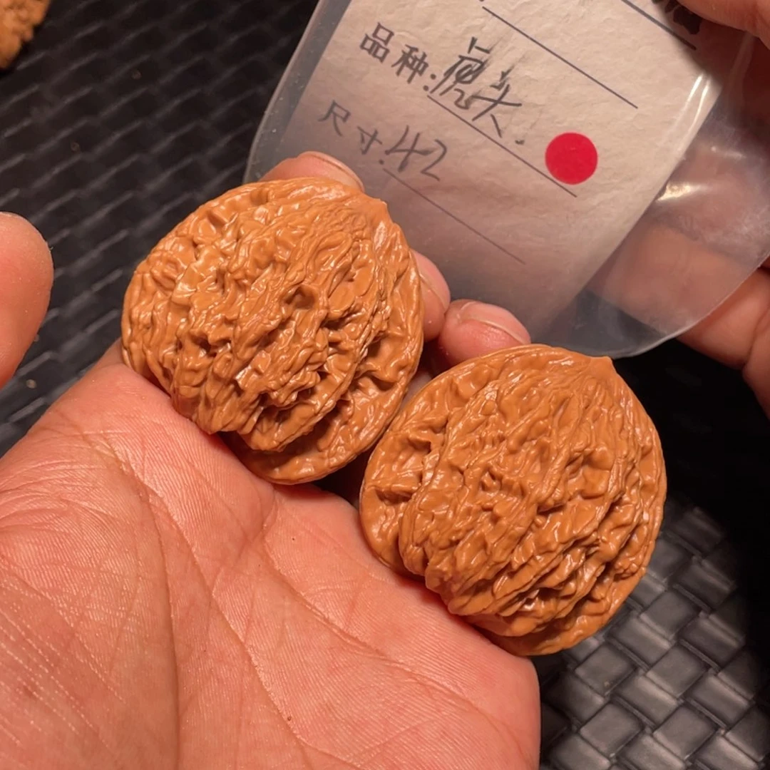 文玩核桃吊坠文玩