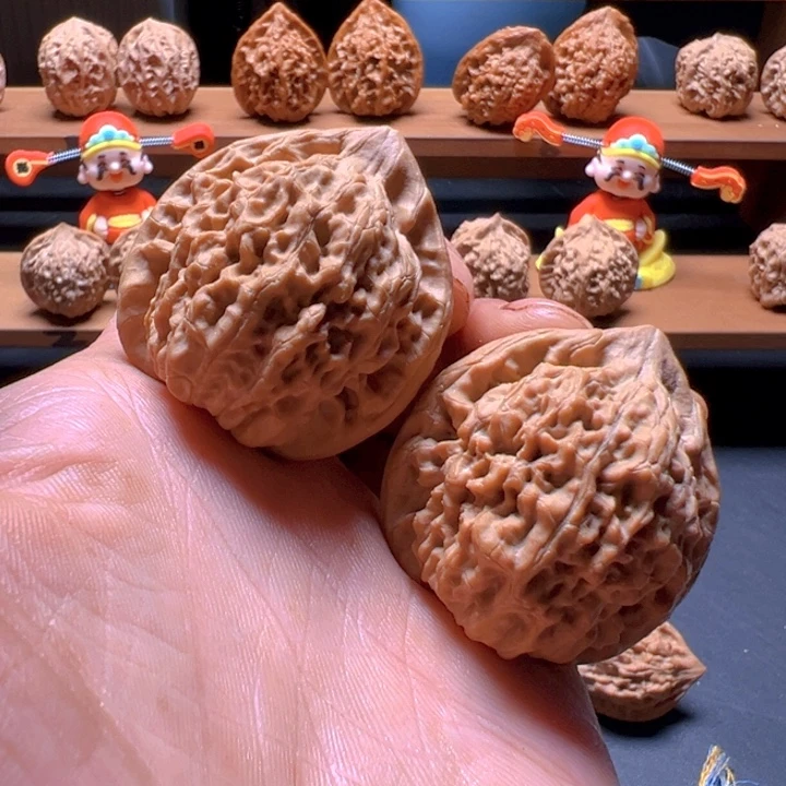 风***云吊坠文玩核桃麒麟纹官帽