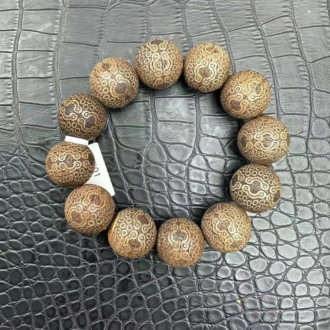 1108沉木雕刻手串