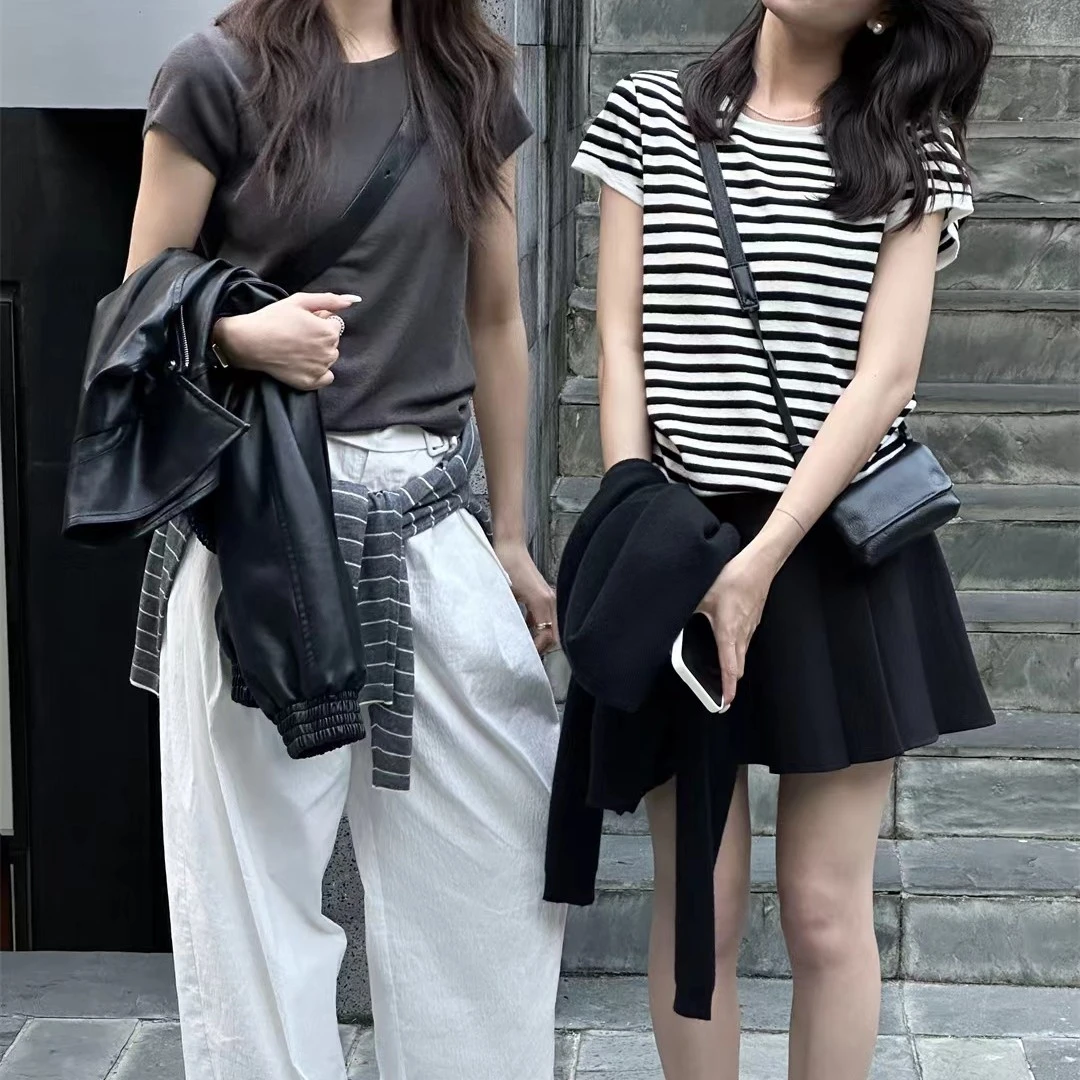 Meiky饼 简约百搭 柔软舒适圆领短袖针织衫