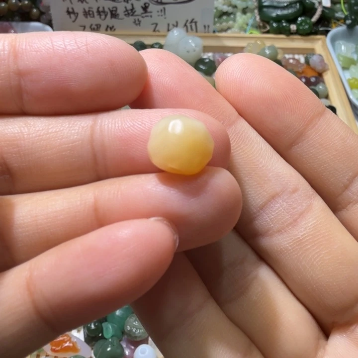 和田玉未镶嵌珠宝半成品
