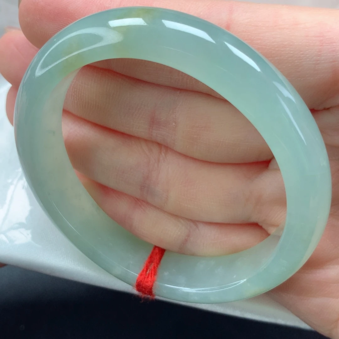 翡翠手镯未镶嵌，48号贵妃，正圈戴49➕