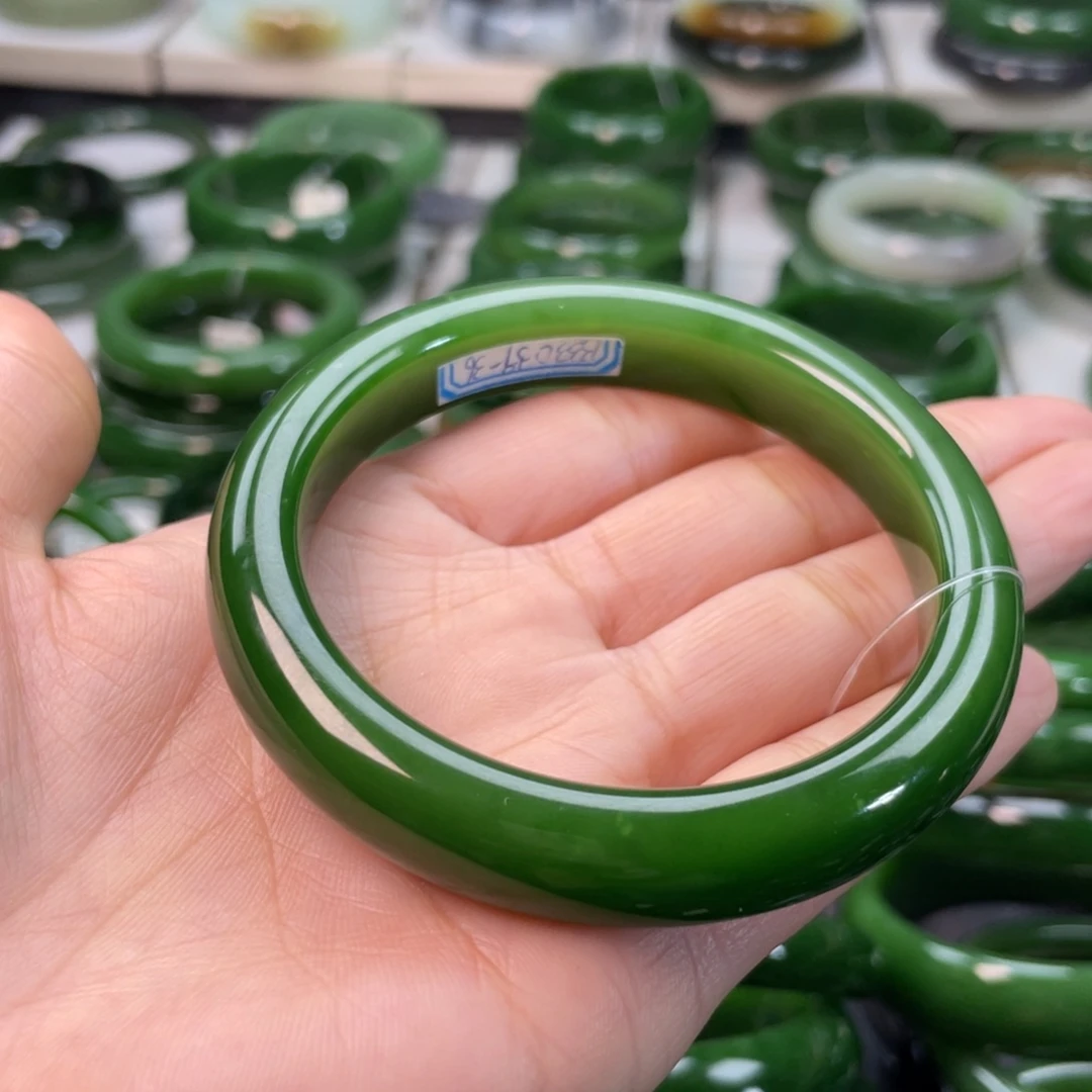 和田玉（碧玉）手镯未镶嵌