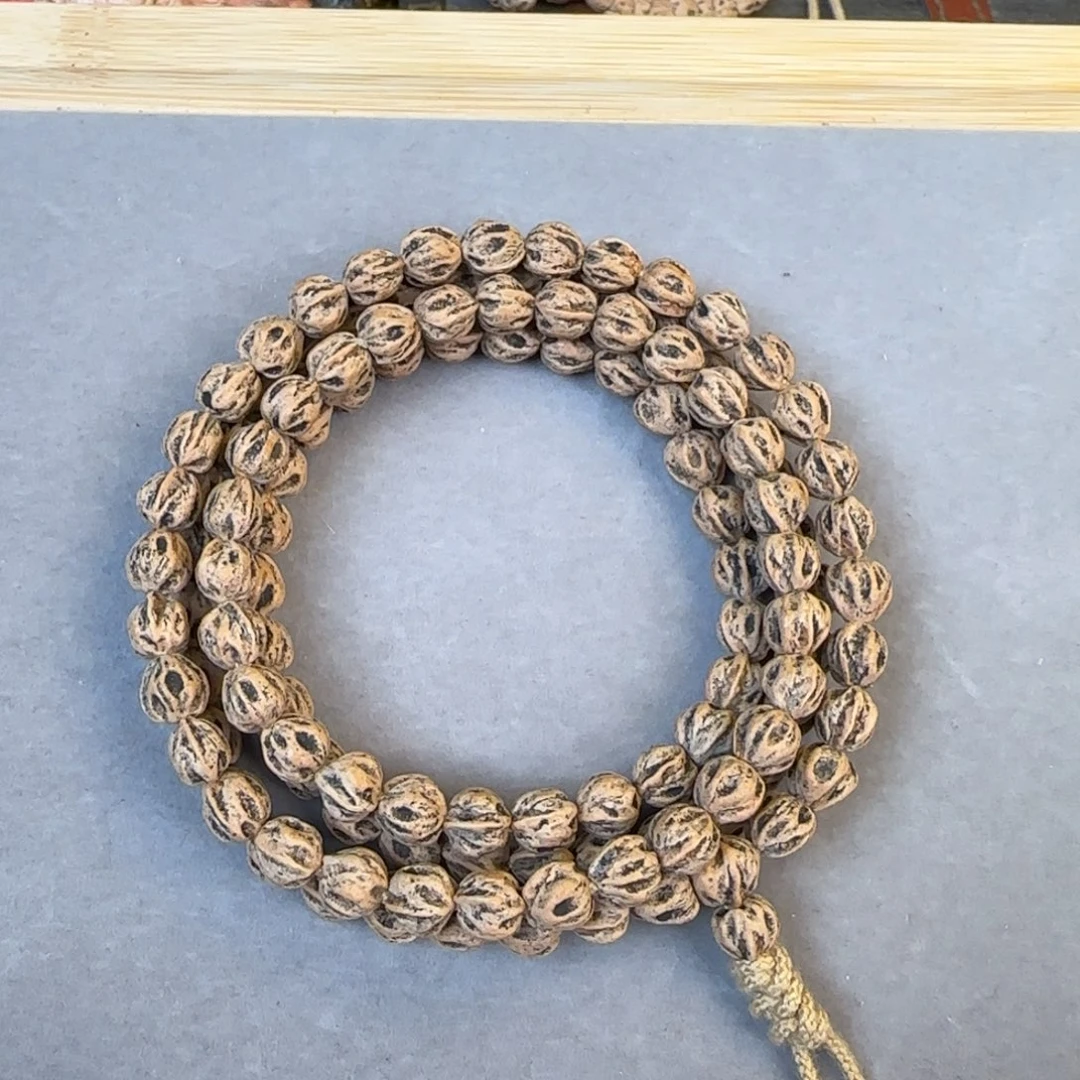 赛***操吊坠柏香籽/百香籽