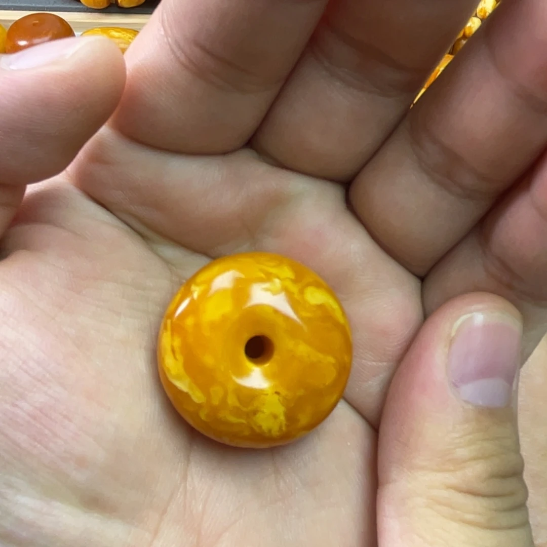 蜜蜡未镶嵌吊坠(不含链)