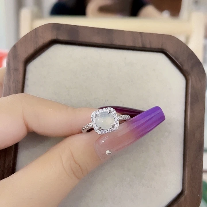 翡翠未镶嵌颈饰天然翡翠Ａ货